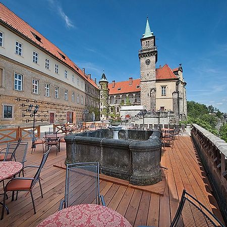 Ea Zamecky Hotel Hrubá Skála Bagian luar foto