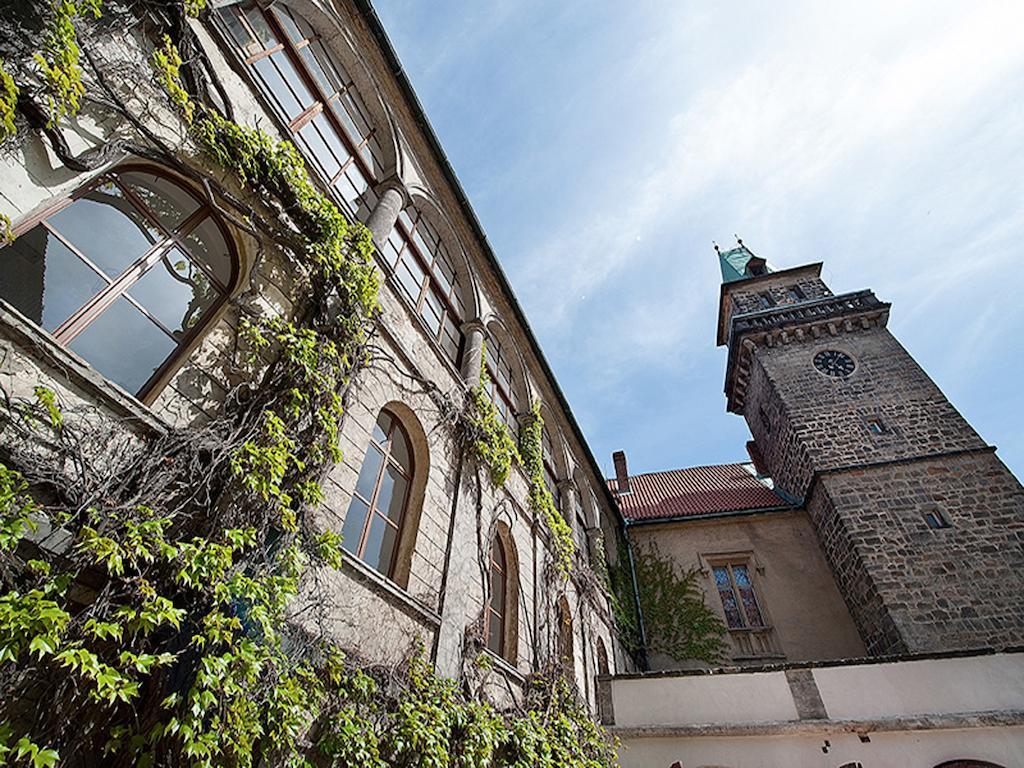 Ea Zamecky Hotel Hrubá Skála Bagian luar foto