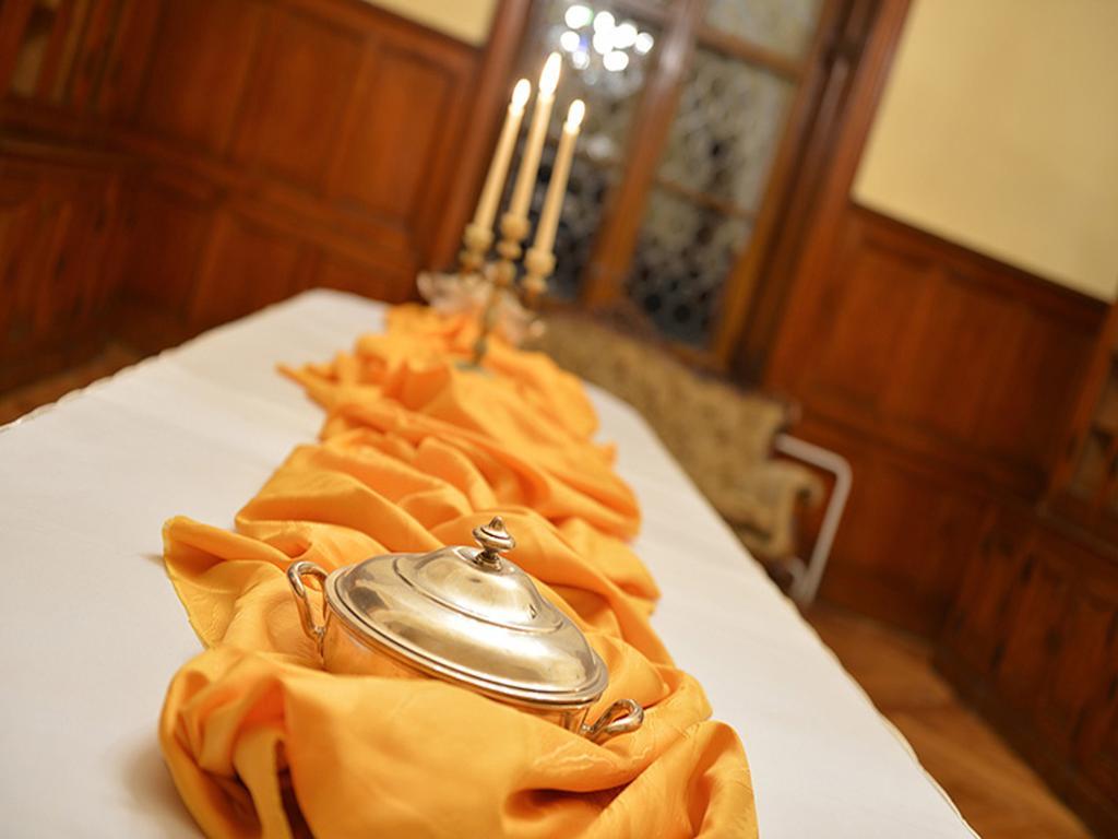 Ea Zamecky Hotel Hrubá Skála Bagian luar foto